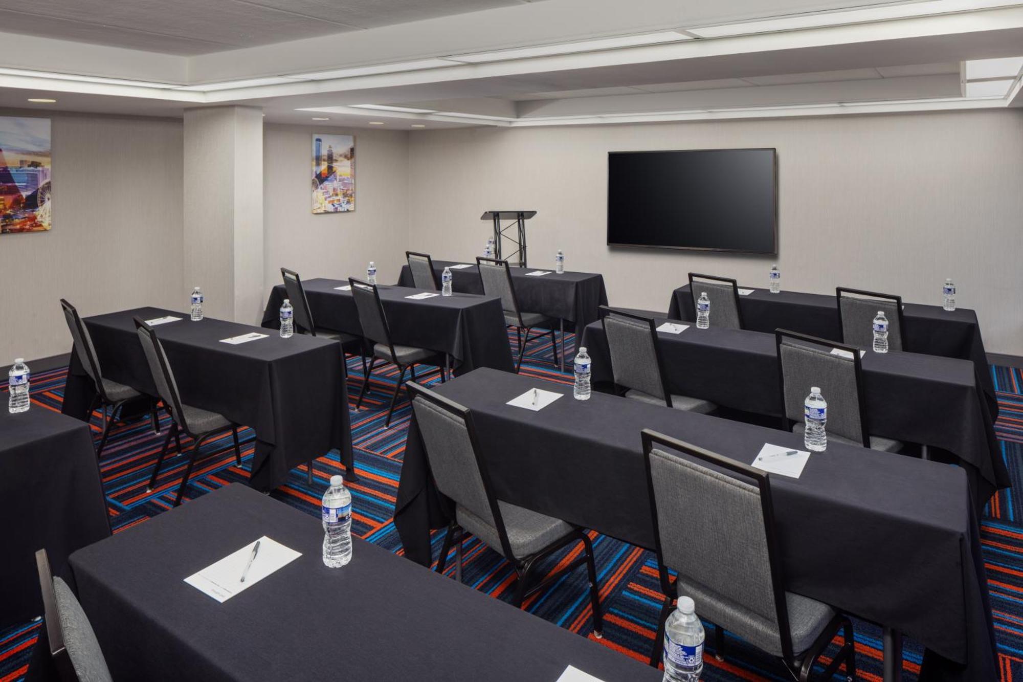 Hampton Inn Atlanta-Northlake Такер Екстер'єр фото